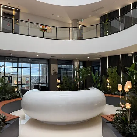 Hotel H-mak Airport 3*